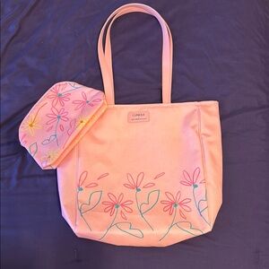 Clinique X Drawbertson Pink Floral Embroidered Tote & makeup bag NWOT